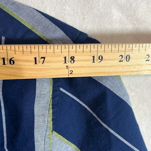 NWT Banana Republic Untucked Slim Fit Large Men's Striped Blue Shirt Summer - Picture 8 of 10